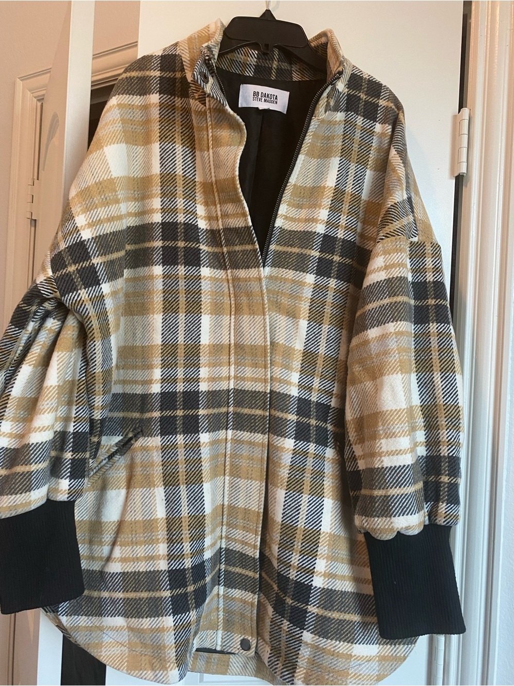 Steve Madden BB Dakota Plaid Flannel Jacket in Mustard, Black, Cream